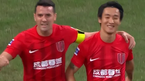 加维：亚马尔虽强，却难与梅西比肩。